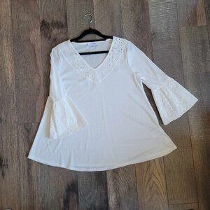My Style White ribbed top with flared lace cuffs NWOT